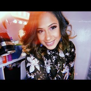 Meet your Posher, Carla